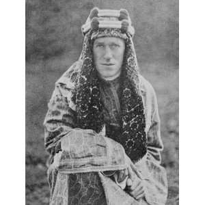  T E Lawrence (Lawrence of Arabia) in Arab Dress Premium 