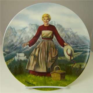   COLLECTOR PLATE 1986 1st Issue MARIA THE HILLS ARE ALIVE KNOWLES