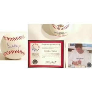  Don Mattingly Autographed Rawlings MLB Baseball Sports 