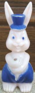 Vintage PLASTIC BUNNY RABBIT EASTER HOLIDAY NOVELTY SUCKER CANDY 
