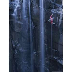 Rock Climbing Alongside a Waterfall in Sycamore Canyon Photographers 